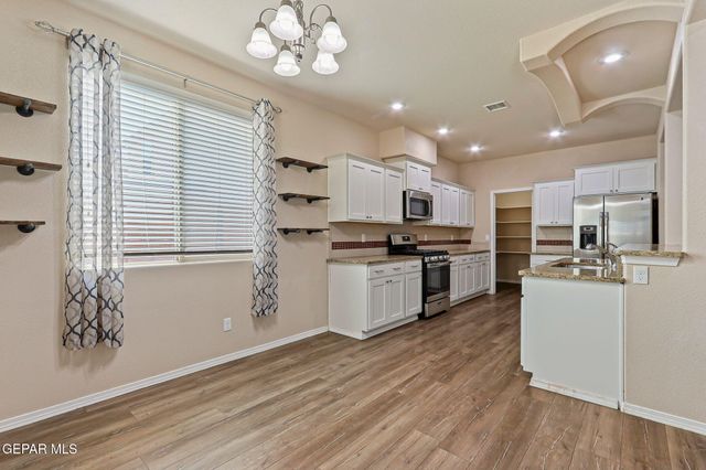 14840 Tim Hardaway, El Paso, TX 79938