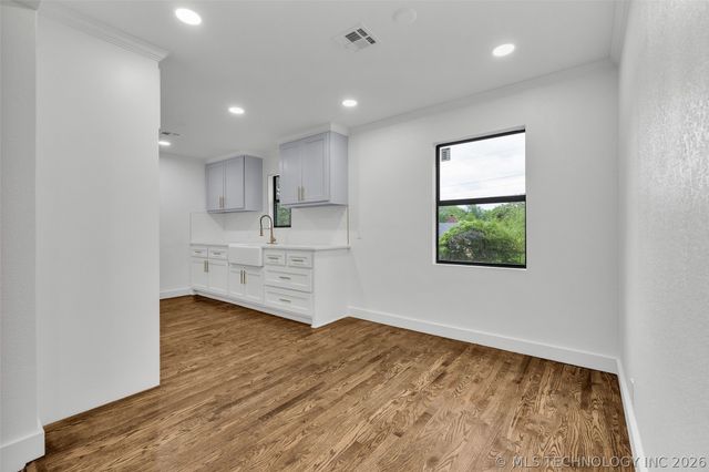 1825 N Delaware Avenue, Tulsa, OK 74110