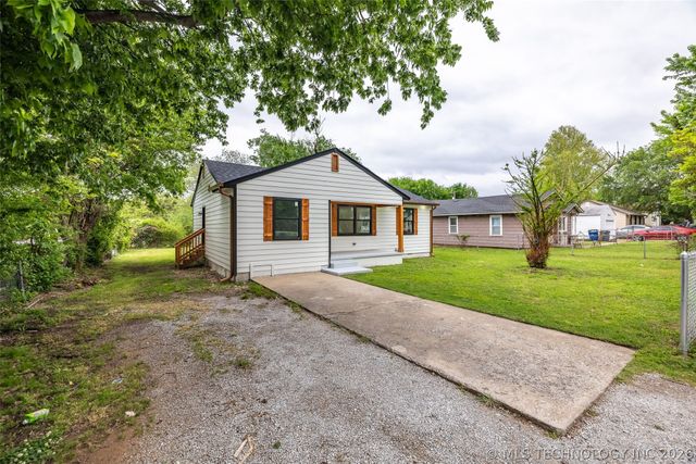 1825 N Delaware Avenue, Tulsa, OK 74110