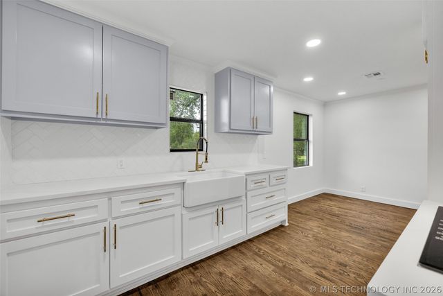 1825 N Delaware Avenue, Tulsa, OK 74110