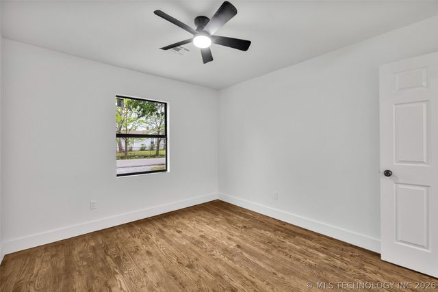 1825 N Delaware Avenue, Tulsa, OK 74110