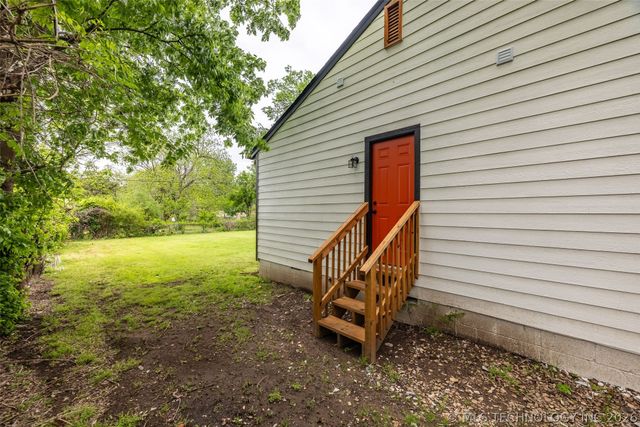 1825 N Delaware Avenue, Tulsa, OK 74110