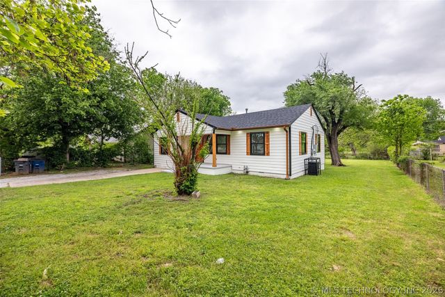 1825 N Delaware Avenue, Tulsa, OK 74110