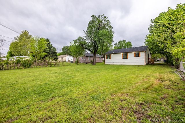 1825 N Delaware Avenue, Tulsa, OK 74110