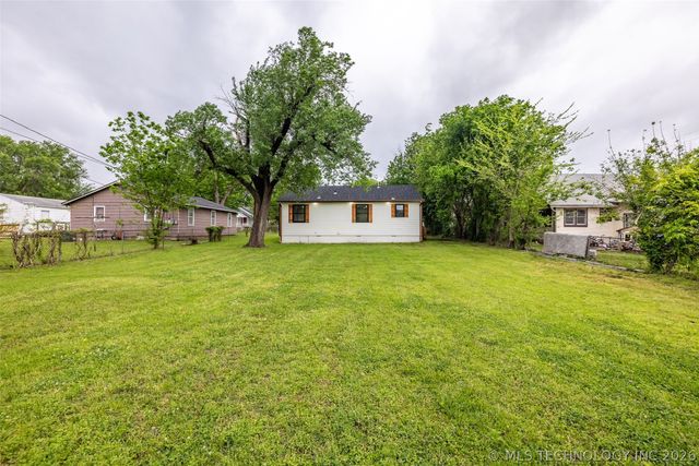 1825 N Delaware Avenue, Tulsa, OK 74110