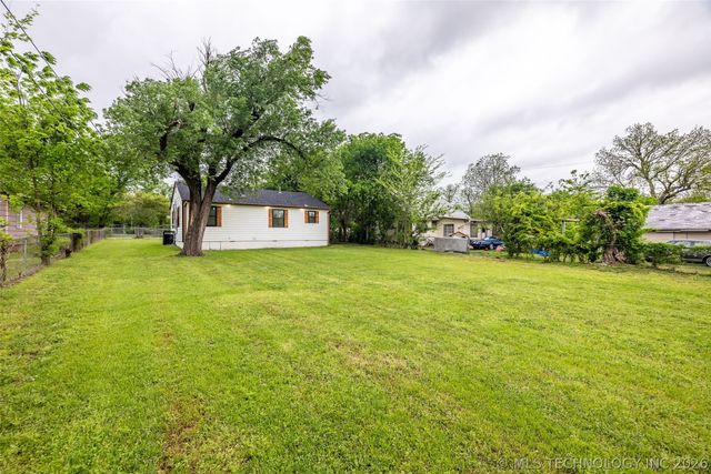 1825 N Delaware Avenue, Tulsa, OK 74110