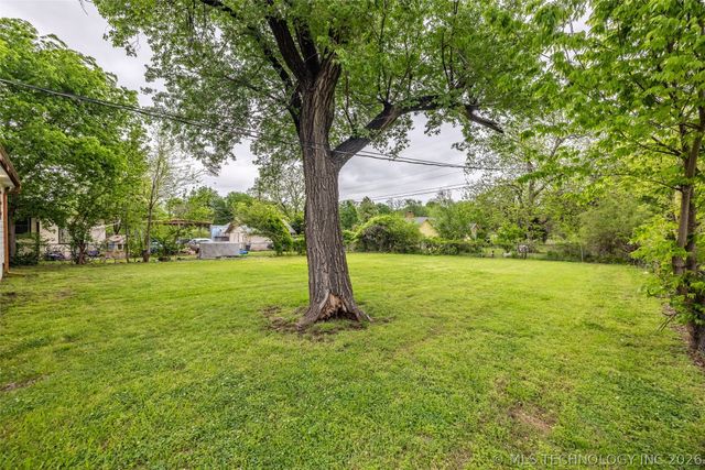 1825 N Delaware Avenue, Tulsa, OK 74110