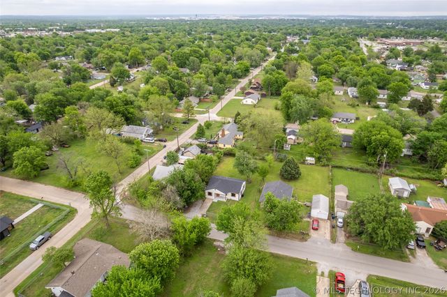 1825 N Delaware Avenue, Tulsa, OK 74110