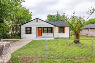 1825 N Delaware Avenue, Tulsa, OK 74110