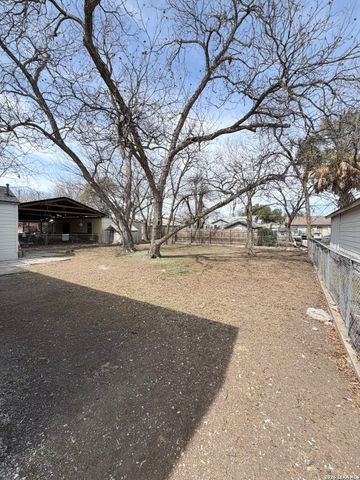 1351 W Theo, San Antonio, TX 78225
