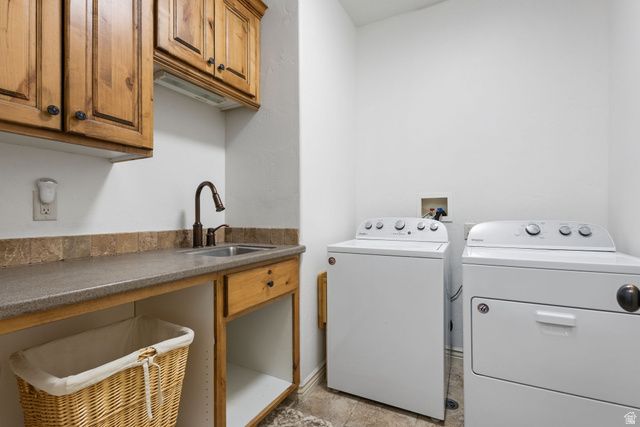 882 S SEGO LILY WAY, Mapleton, UT 84664