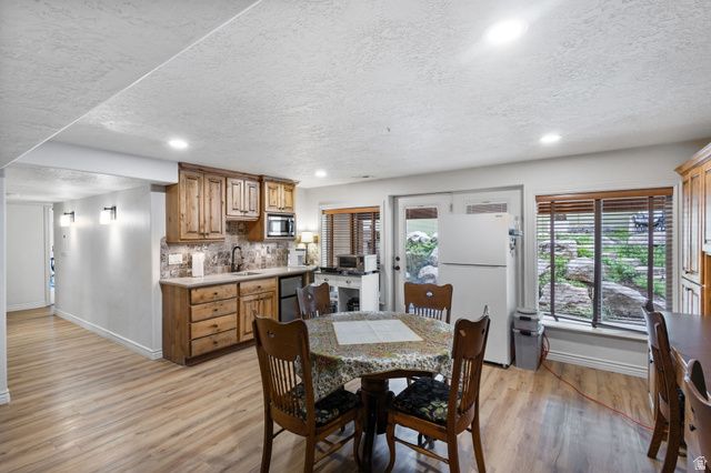 882 S SEGO LILY WAY, Mapleton, UT 84664