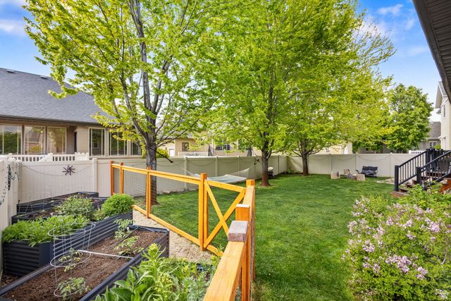 882 S SEGO LILY WAY, Mapleton, UT 84664