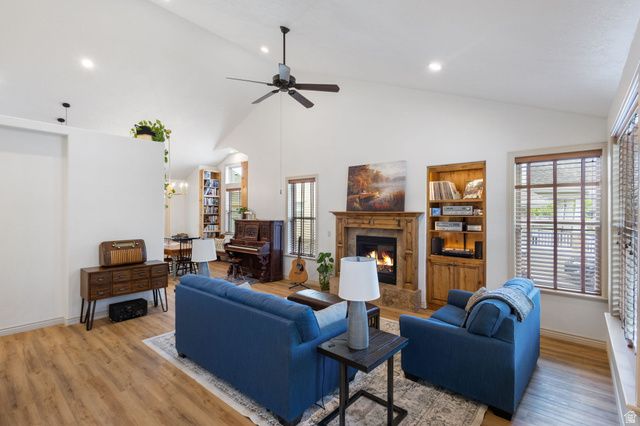 882 S SEGO LILY WAY, Mapleton, UT 84664
