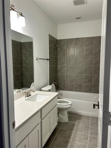 4704 Craymore Road, Dallas, TX 75228