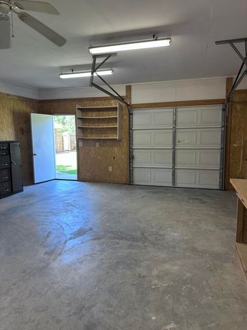 173 Somerset Drive, Hattiesburg, MS 39402