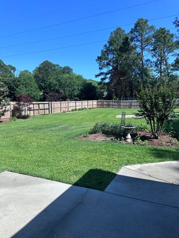 173 Somerset Drive, Hattiesburg, MS 39402