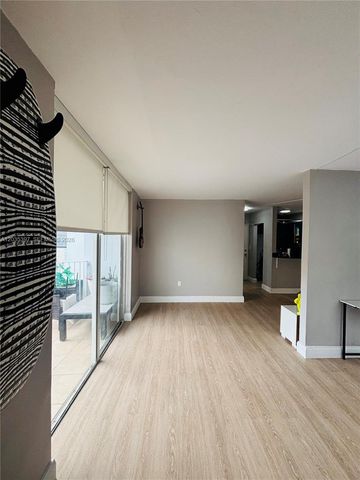 1255 Collins Ave 208, Miami Beach, FL 33139