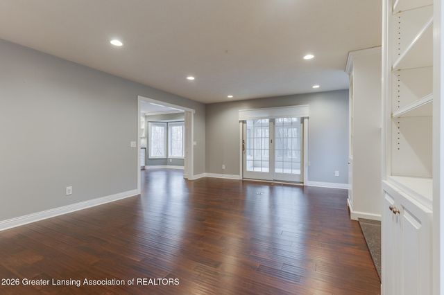 12719 Oneida Woods Trail, Grand Ledge, MI 48837