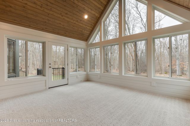 12719 Oneida Woods Trail, Grand Ledge, MI 48837