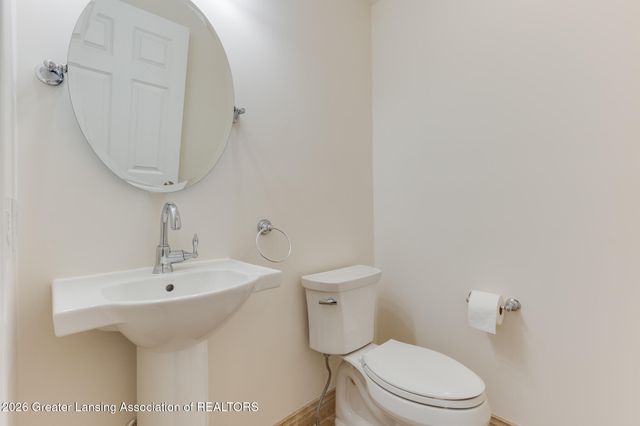 12719 Oneida Woods Trail, Grand Ledge, MI 48837