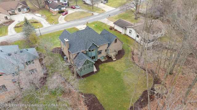 12719 Oneida Woods Trail, Grand Ledge, MI 48837