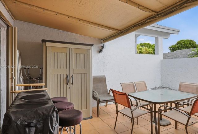 6443 SW 152nd Cir Place 2243, Miami, FL 33193