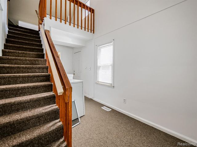 13957 San Jose Avenue, Redford, MI 48239