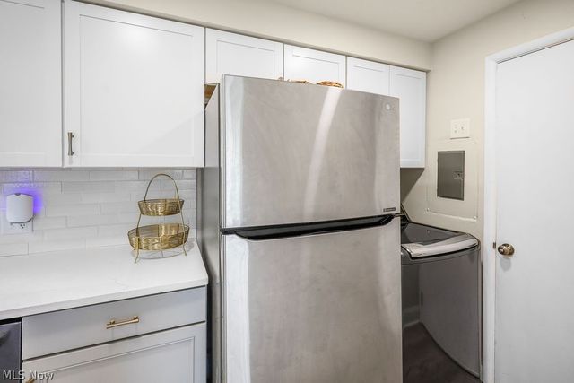 3071 Scott Street, Cuyahoga Falls, OH 44223