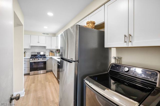 3071 Scott Street, Cuyahoga Falls, OH 44223