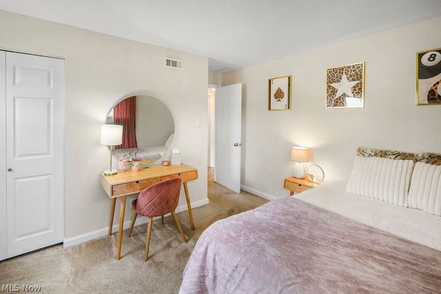 3071 Scott Street, Cuyahoga Falls, OH 44223