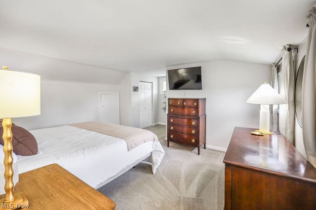 3071 Scott Street, Cuyahoga Falls, OH 44223