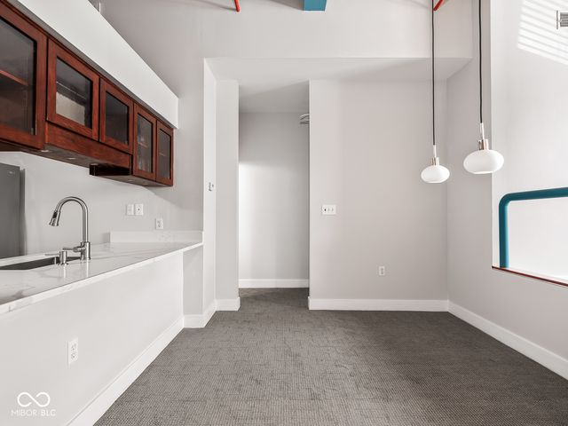 430 N Park Avenue 106, Indianapolis, IN 46202