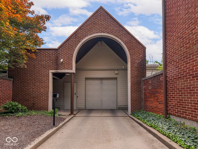 430 N Park Avenue 106, Indianapolis, IN 46202