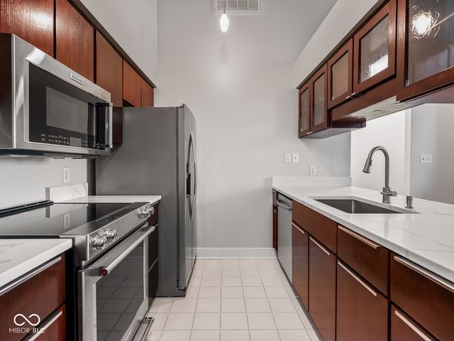 430 N Park Avenue 106, Indianapolis, IN 46202