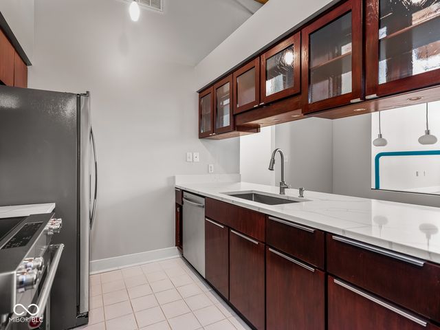 430 N Park Avenue 106, Indianapolis, IN 46202