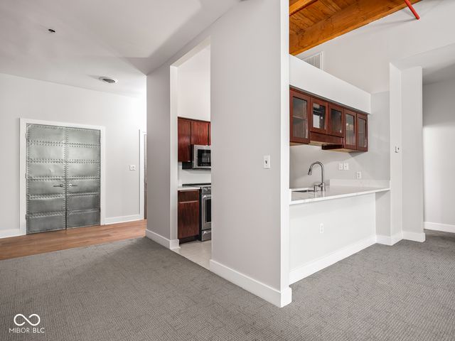 430 N Park Avenue 106, Indianapolis, IN 46202