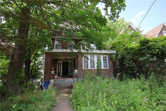 6305 Darlington Rd, Squirrel Hill, PA 15217