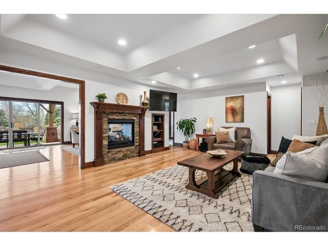 8830 W Bear Creek Dr, Lakewood, CO 80227