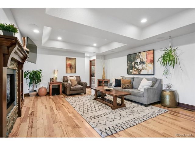 8830 W Bear Creek Dr, Lakewood, CO 80227