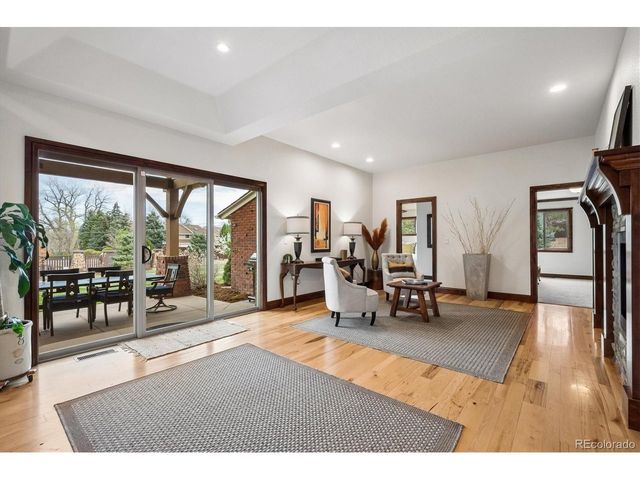 8830 W Bear Creek Dr, Lakewood, CO 80227