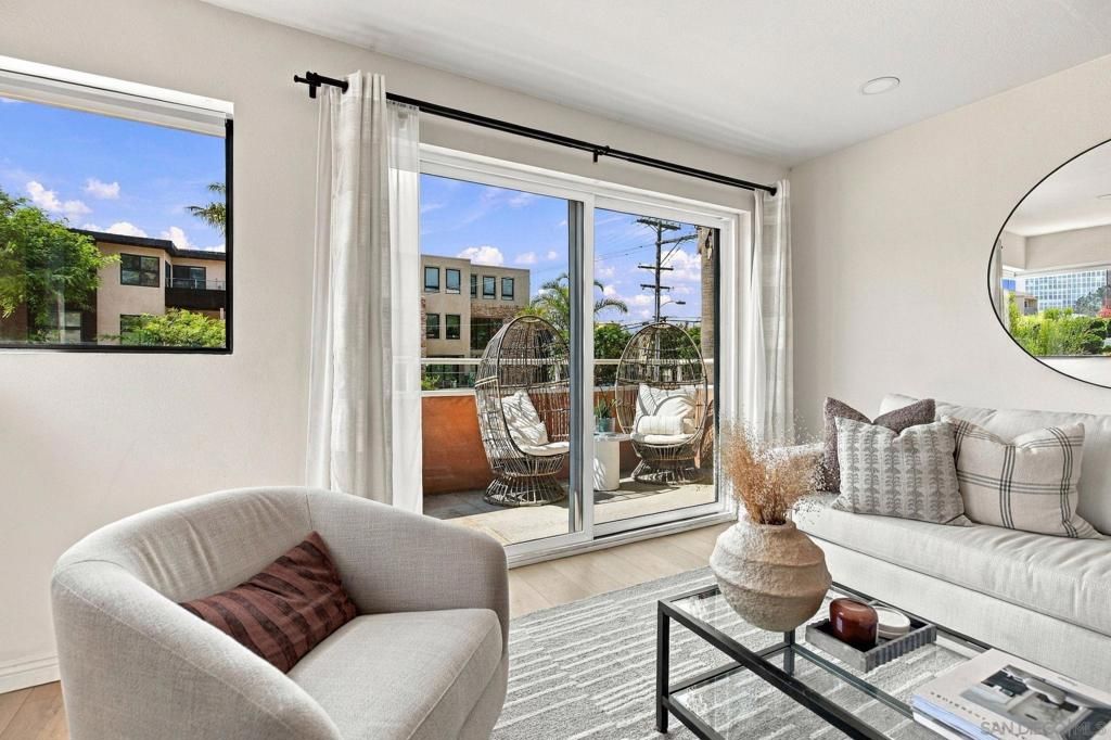 1115 Pearl 3, La Jolla, CA 92037 — photo 2