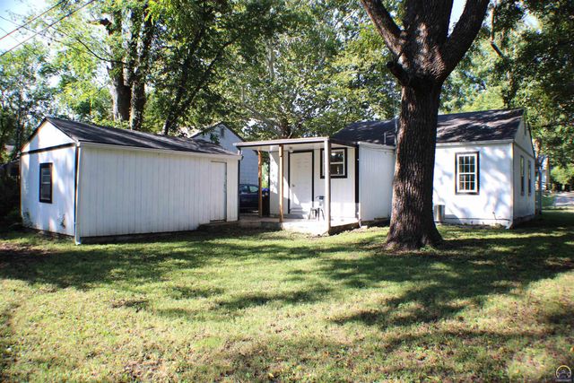 1904 SE Michigan AVE, Topeka, KS 66607
