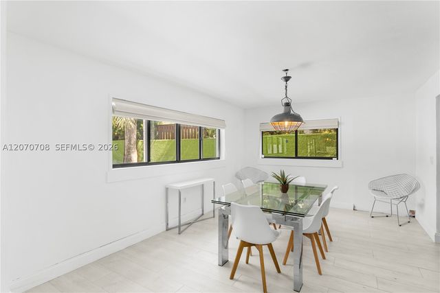 2388 Prairie Ave, Miami Beach, FL 33140