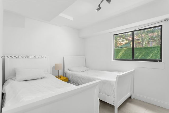 2388 Prairie Ave, Miami Beach, FL 33140