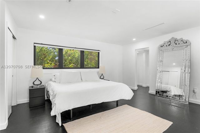 2388 Prairie Ave, Miami Beach, FL 33140