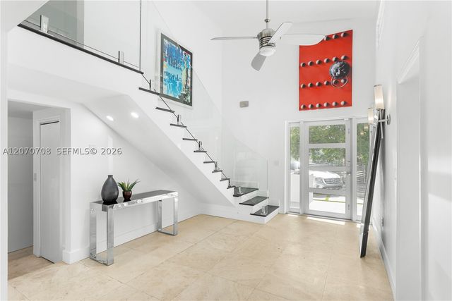2388 Prairie Ave, Miami Beach, FL 33140