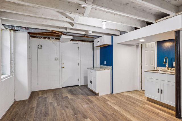 395 Eldridge Avenue W, Roseville, MN 55113