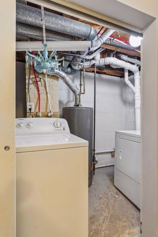 395 Eldridge Avenue W, Roseville, MN 55113