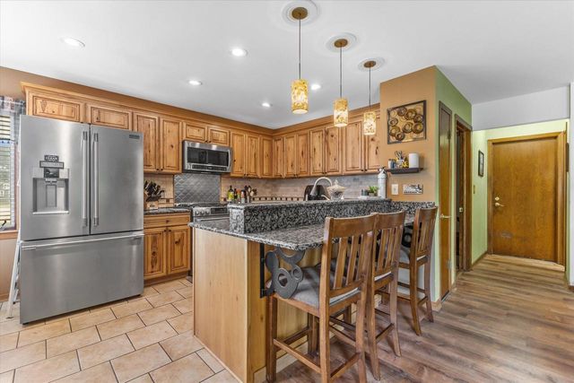 3732 S 75th STREET, Milwaukee, WI 53220